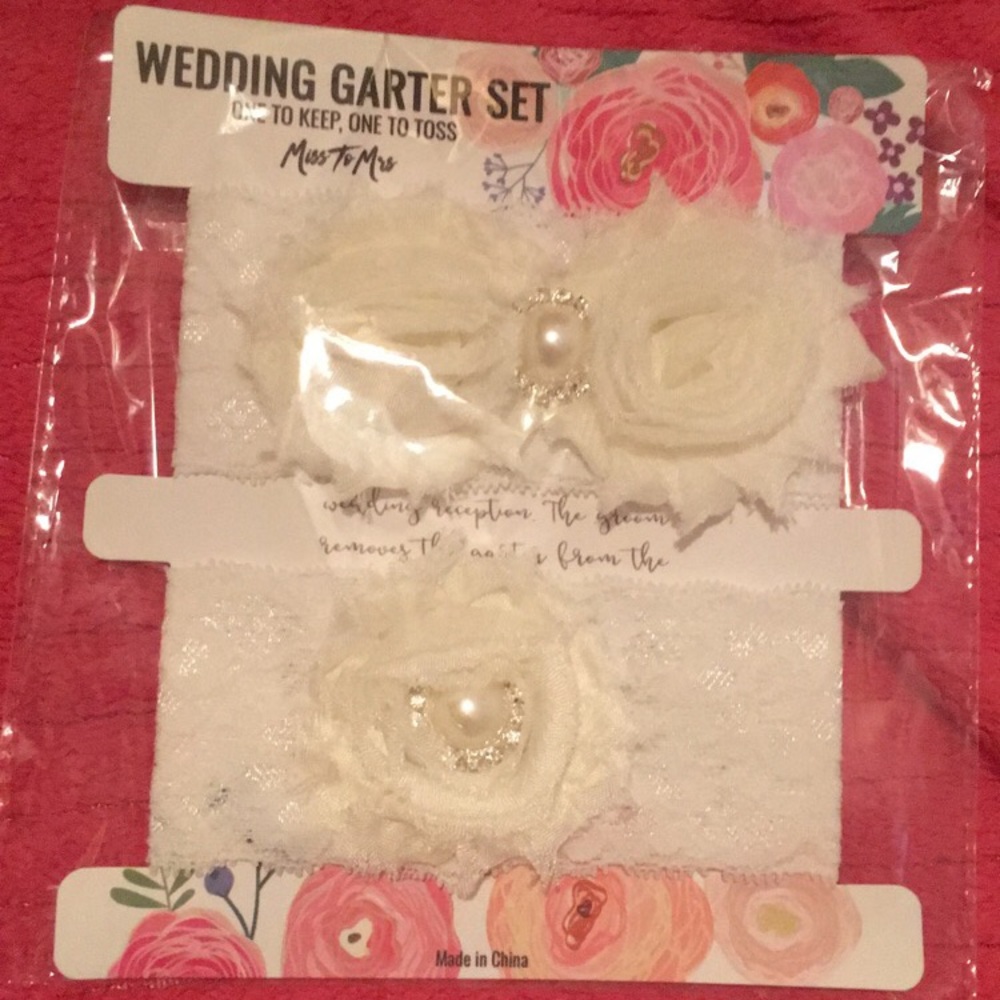 Wedding garter set BRAND NEW